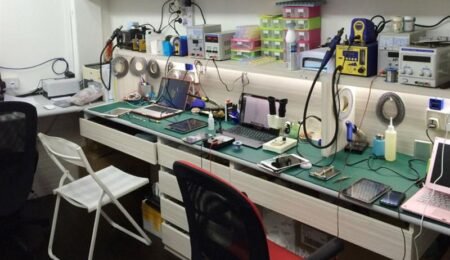 Mobile Repairing Institute in Shahdara