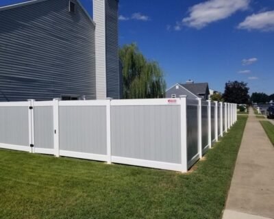 fence-installation-baltimore-Fence-and-deck-connections