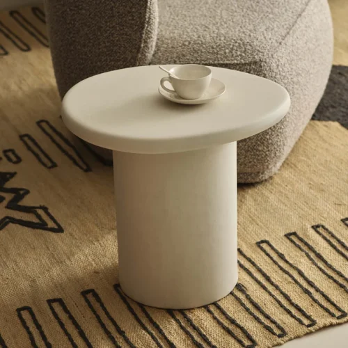 Stylish & Durable Onde Outdoor Side Table for Your Space