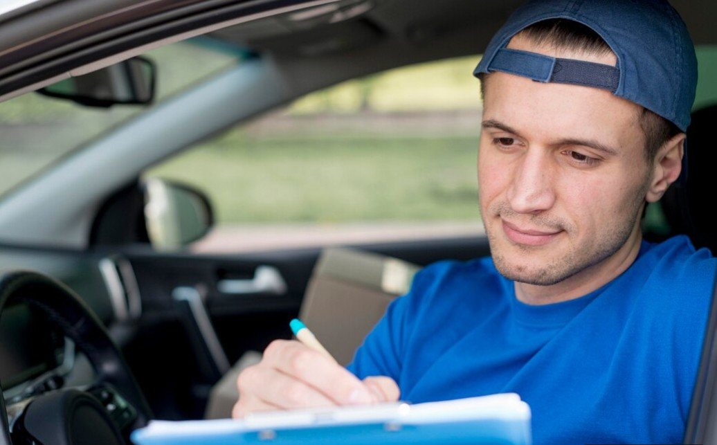 Master Driving Skills with Expert Lessons in Coorparoo