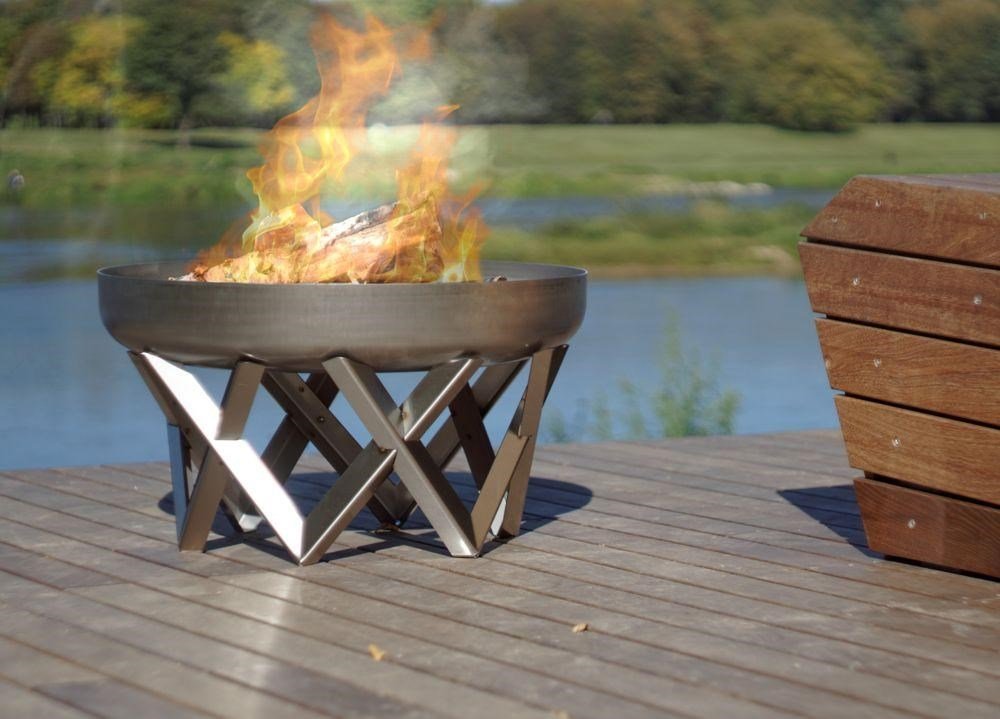 Durable ALFRED RIESS Curonian Steel Fire Pit – Medium