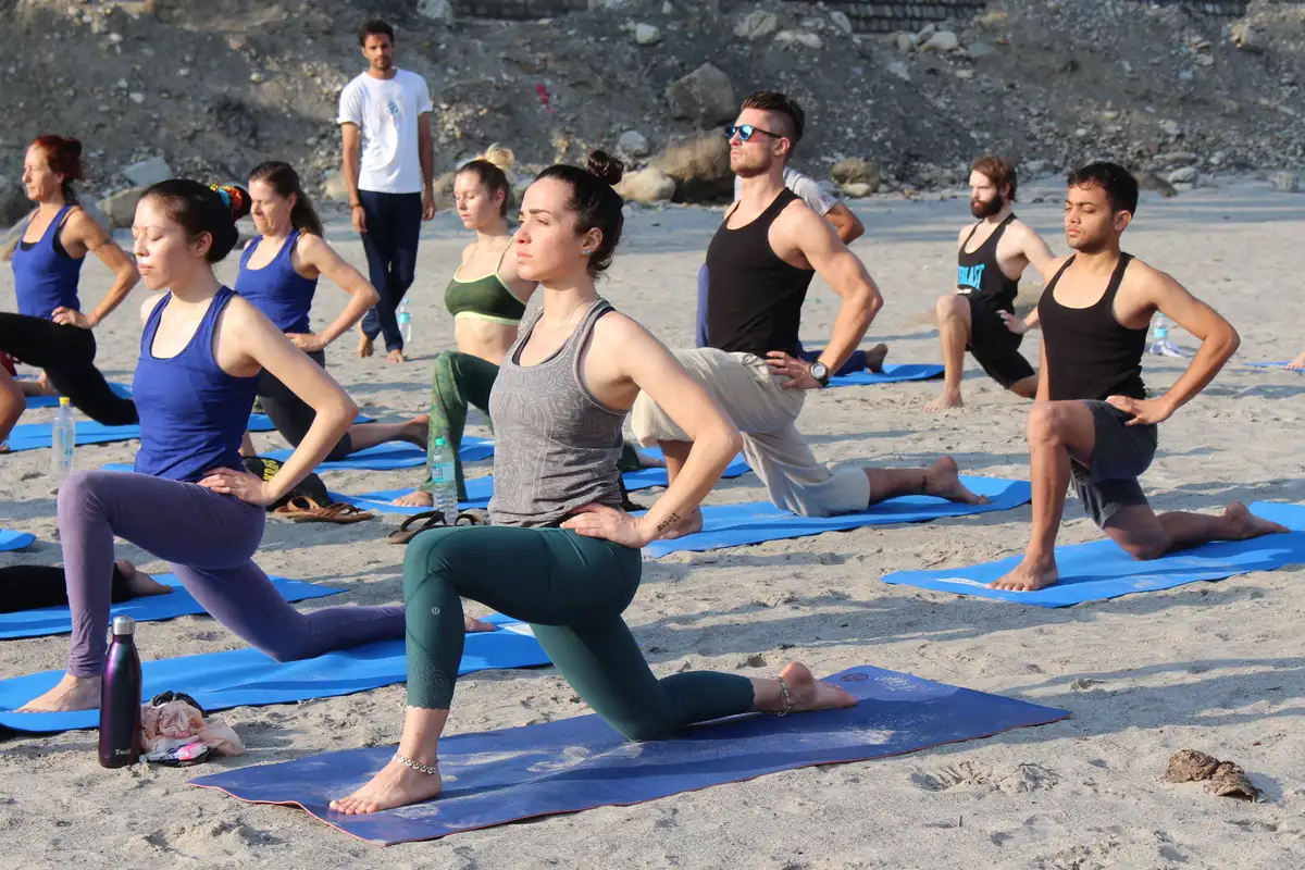 200 hour yoga teacher training in rishikesh