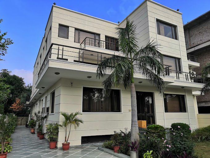 Premium Elderly Living with Purpose and Comfort