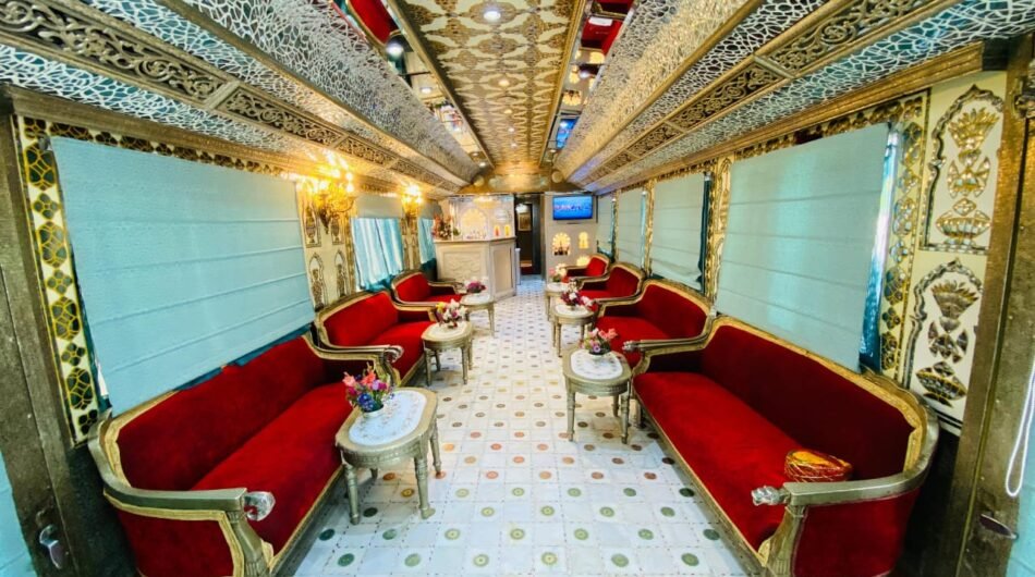 791701009palace-onwheels-lounge