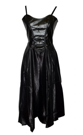 Buy Women’s Gothic Clothing Online
