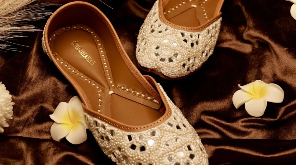 Experience Timeless Style With Handcrafted Juttis From Gulbhahar