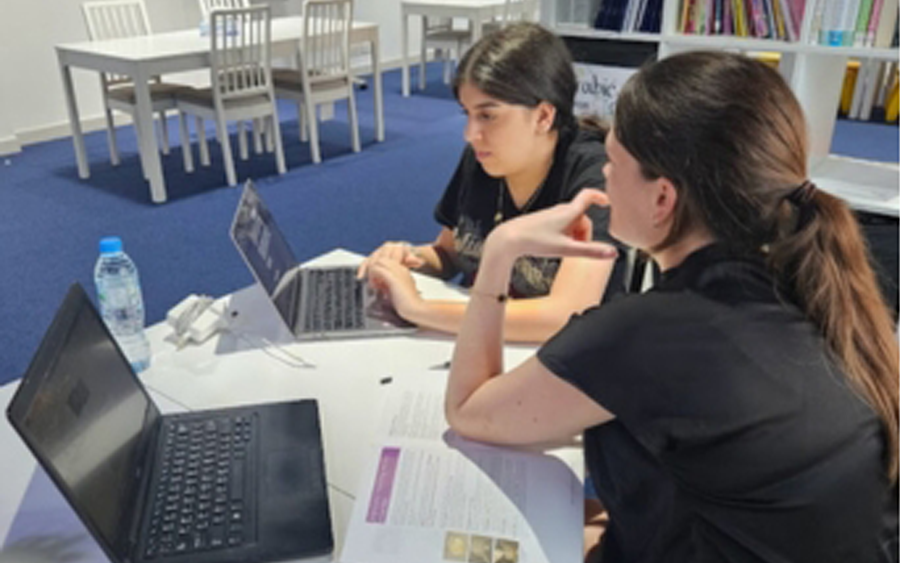 Why Online Classes in UAE Are Transforming Education | From Online English Class