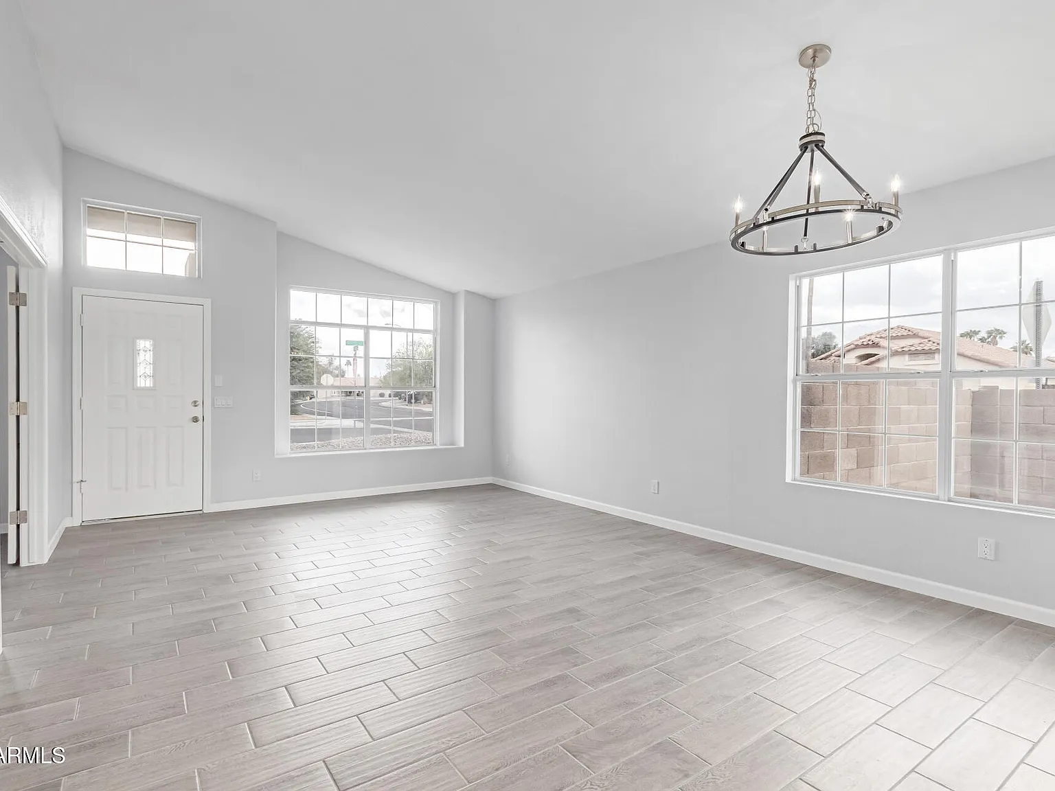 Searching for Houses for Sale in Arizona or Glendale CA Today?