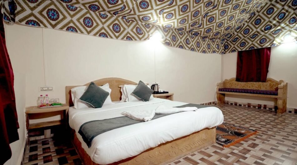 Luxury Desert Camp in Sam Sand Dunes – Thar Resort