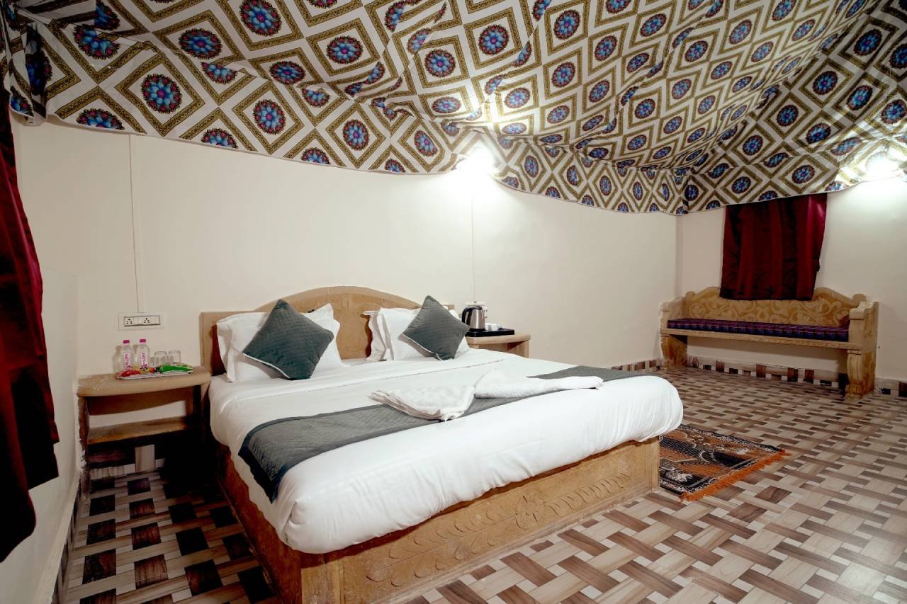 Luxury Desert Camp in Sam Sand Dunes – Thar Resort