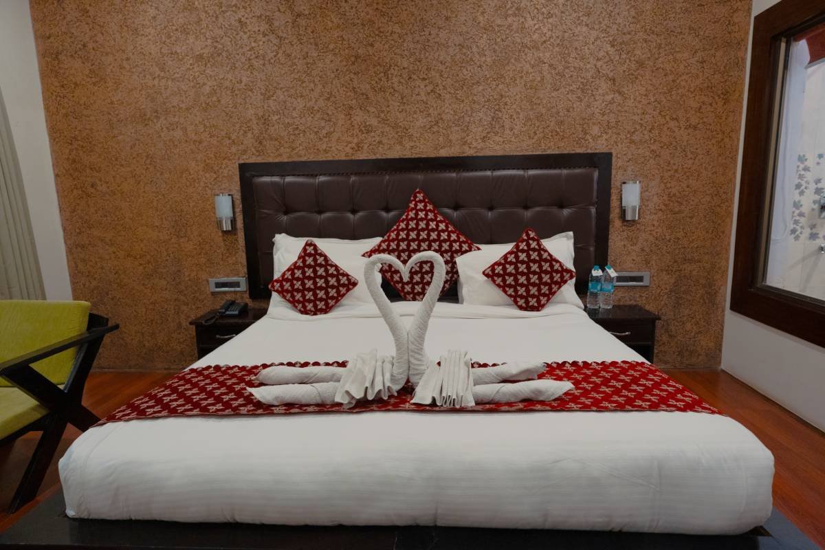 Best Luxury Family & Budget Hotel in Leh Ladakh