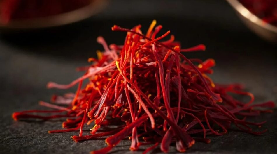 Buy-Pure-Kashmiri-Saffron-Online-in-India-