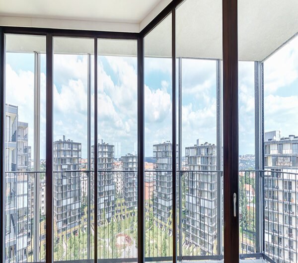 TopReasonstoChooseAltezaAluminiumSlidingWindowsforYourOffice-1