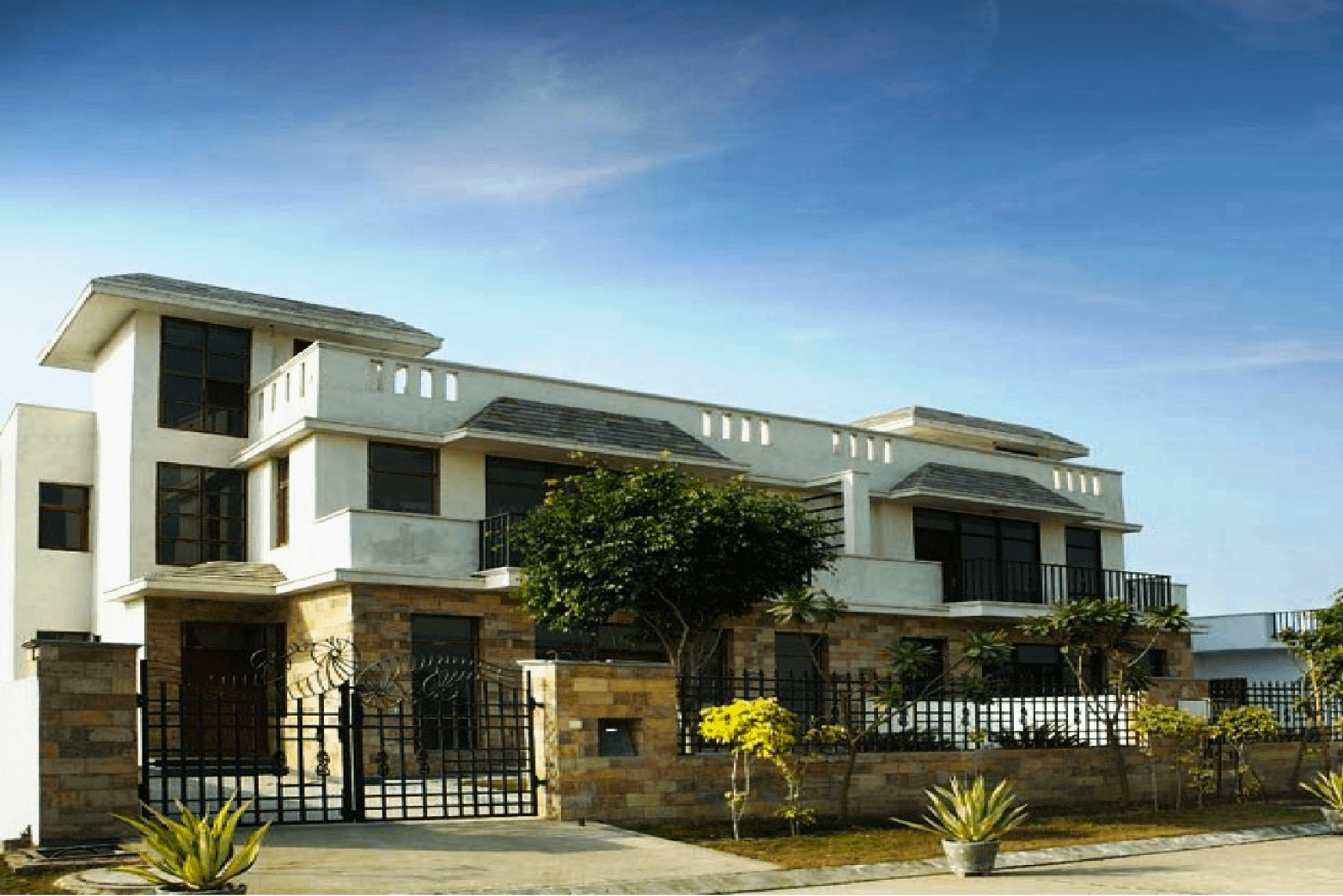 Luxury Villa Available