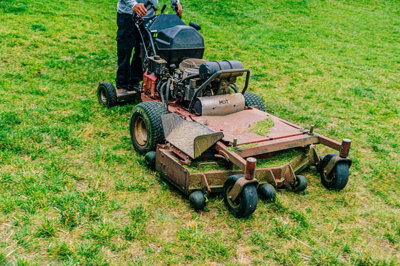 Reliable HOA Lawn Care Winter Haven Services by Polk Lawn