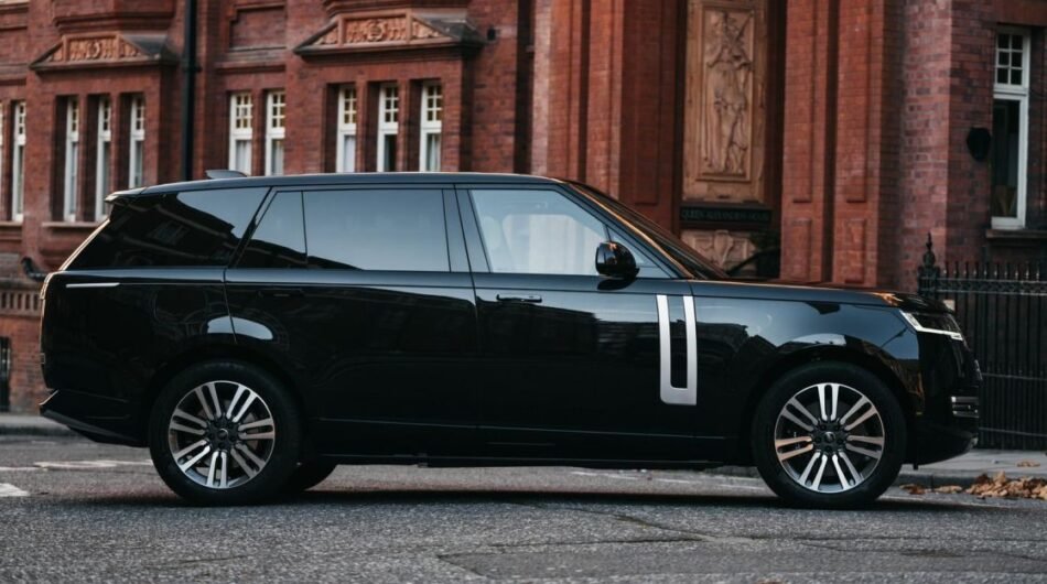 Luxury-Chauffeur-Service-London-Range-Rover-SUV