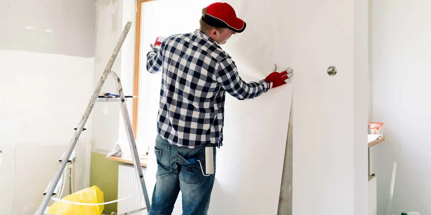 Wallpaper installation service in Dubai