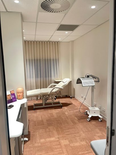 Aayna Skin & Wellness Clinic