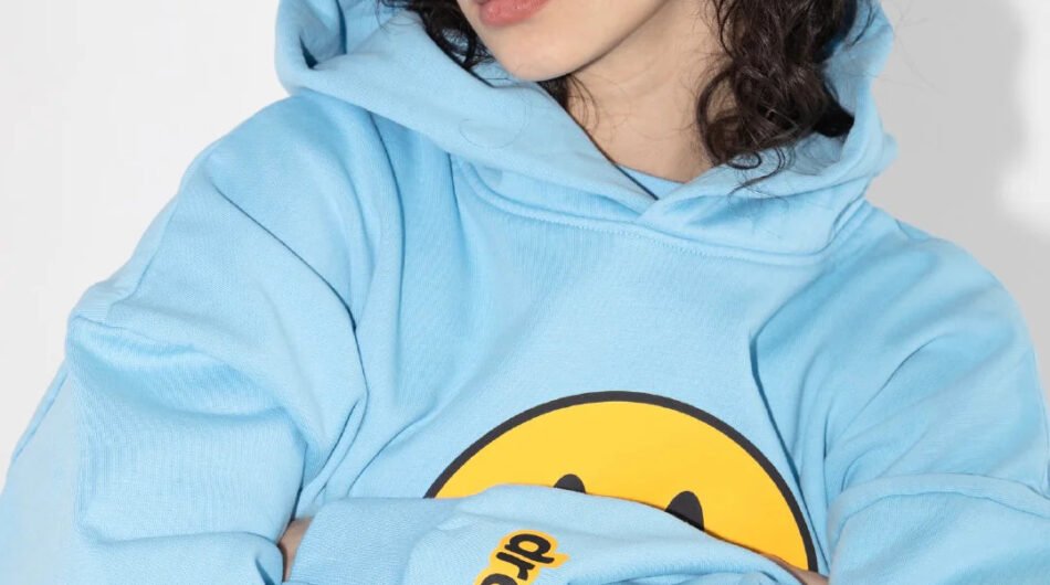 007FMAA5gy1hc1k93y5ffj30u0190ajs