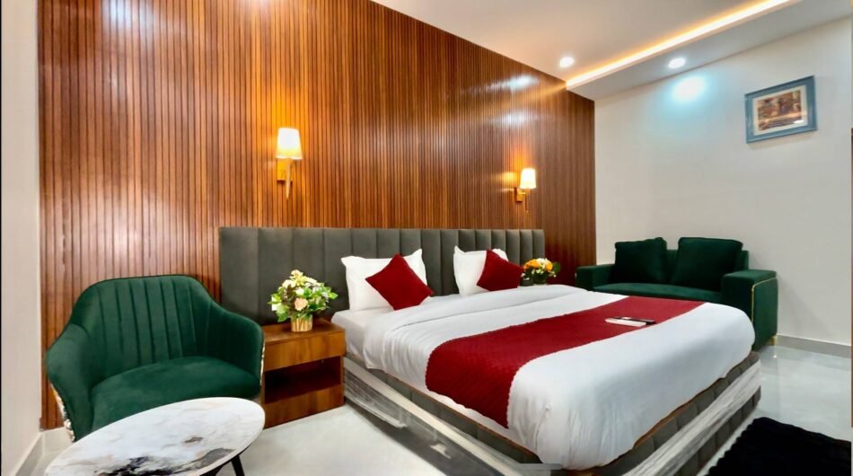 Hotel in Rishikesh Near Laxman Jhula