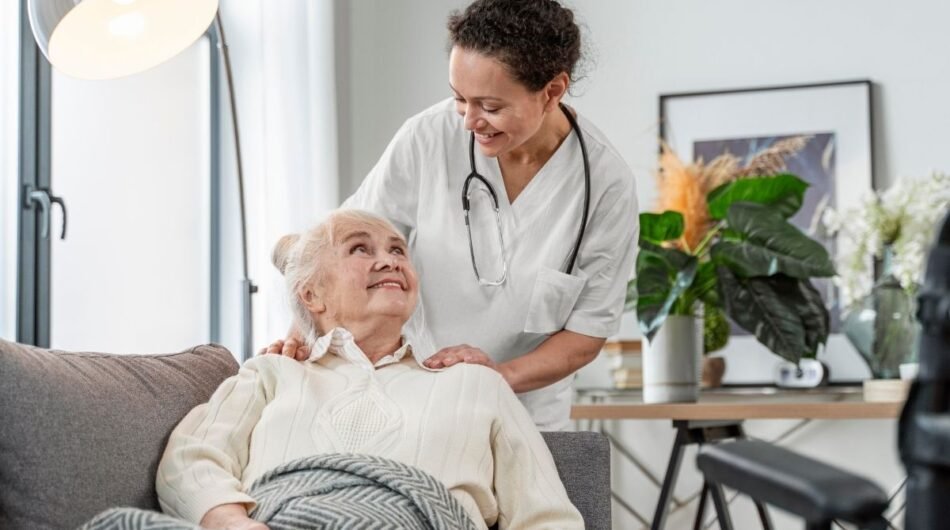 Home-visit-doctor-Dubai