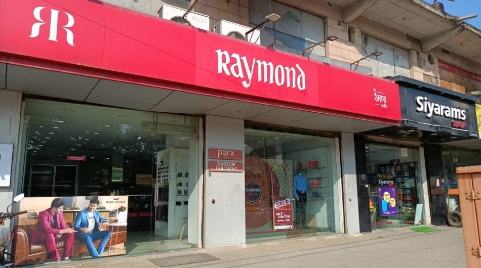 The Raymond Shop