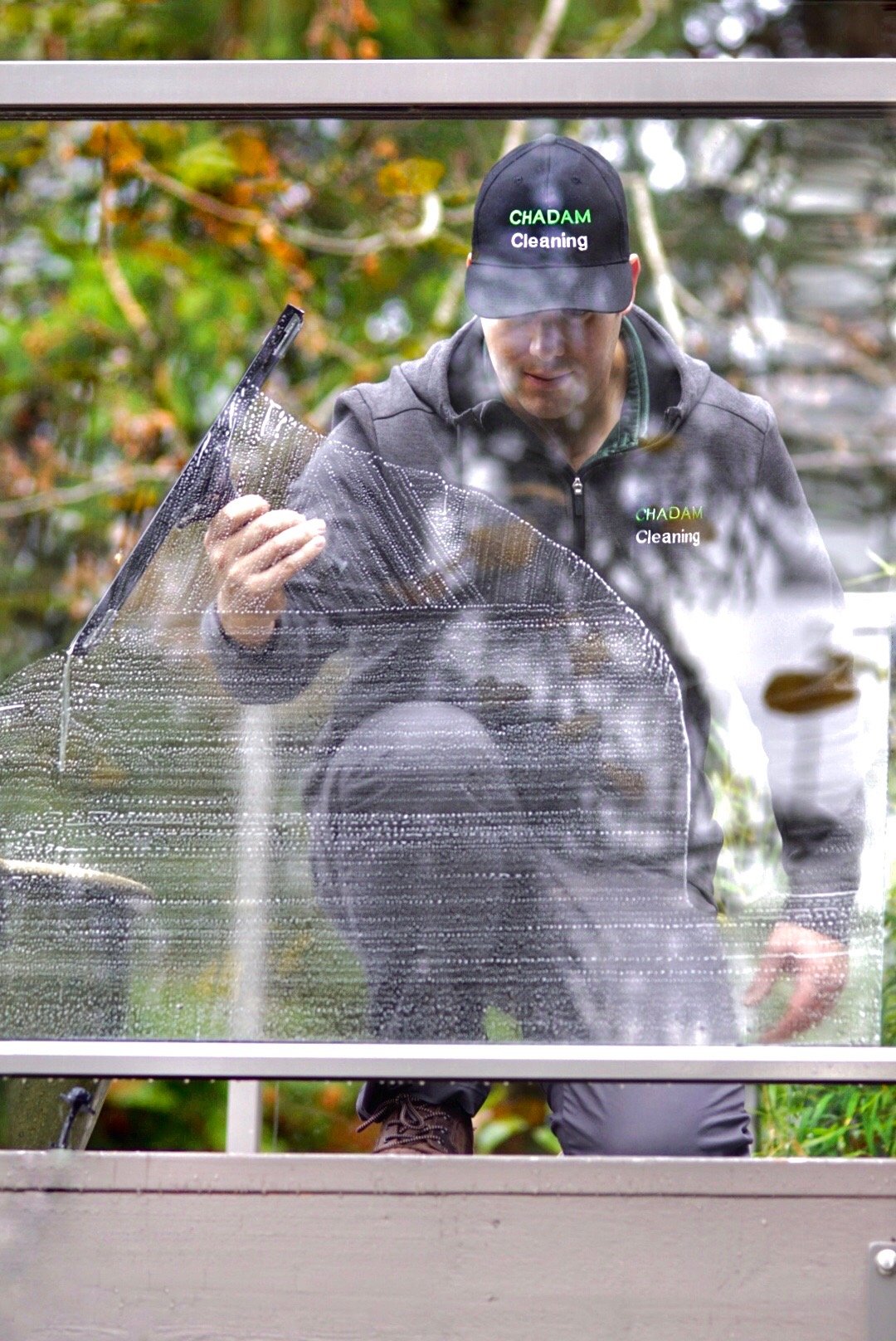 Chadam Cleaning – Professional Window & Gutter Cleaning