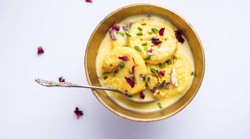 bread-rasmalai-is-tweaked-version-traditional-ras-malai-using-bread-slices-instead-paneer