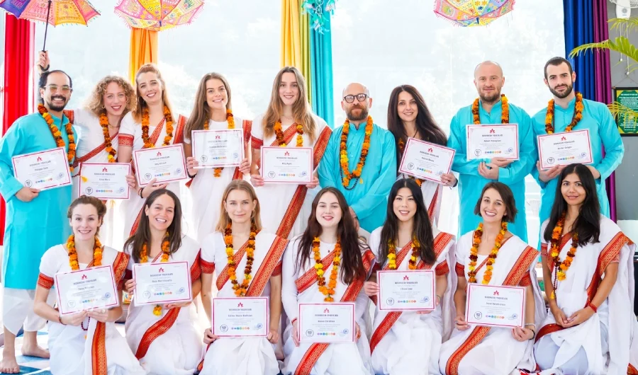 300-yoga-teacher-training-rishikesh