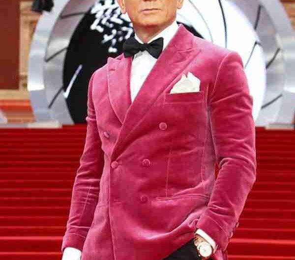 No-Time-to-Die-Premiere-Daniel-Craig-Pink-Jacket