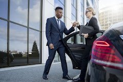 Private-Chauffeur-AMANI-LIMOUSINES