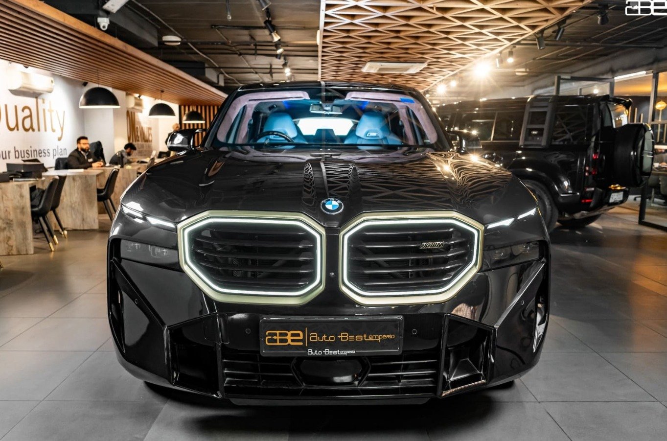 How Pre-Owned Luxury Cars in Black Deliver Superior Road Presence and Prestige