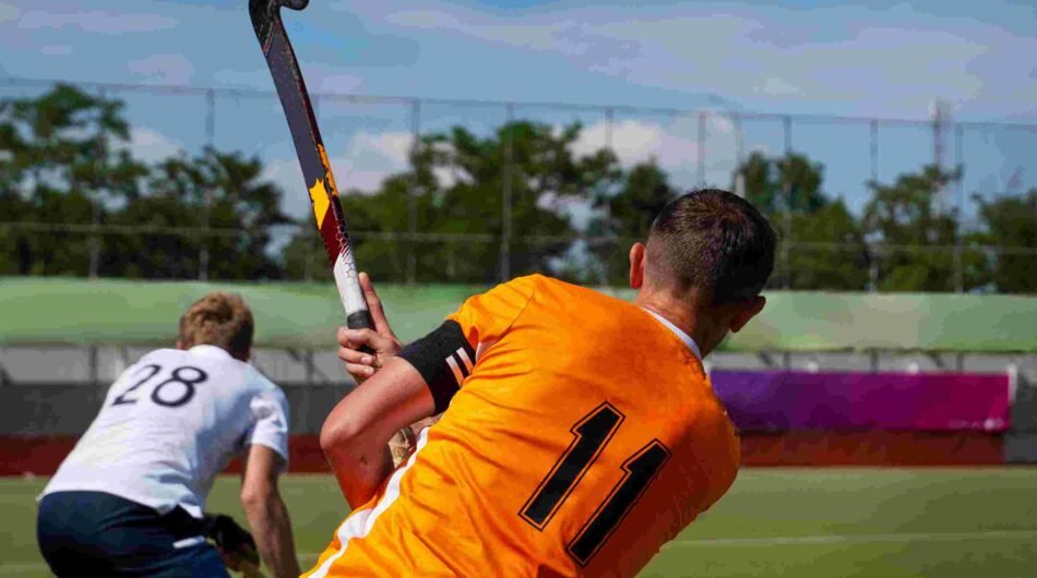 compressed_field-hockey-players-tournament-game-3