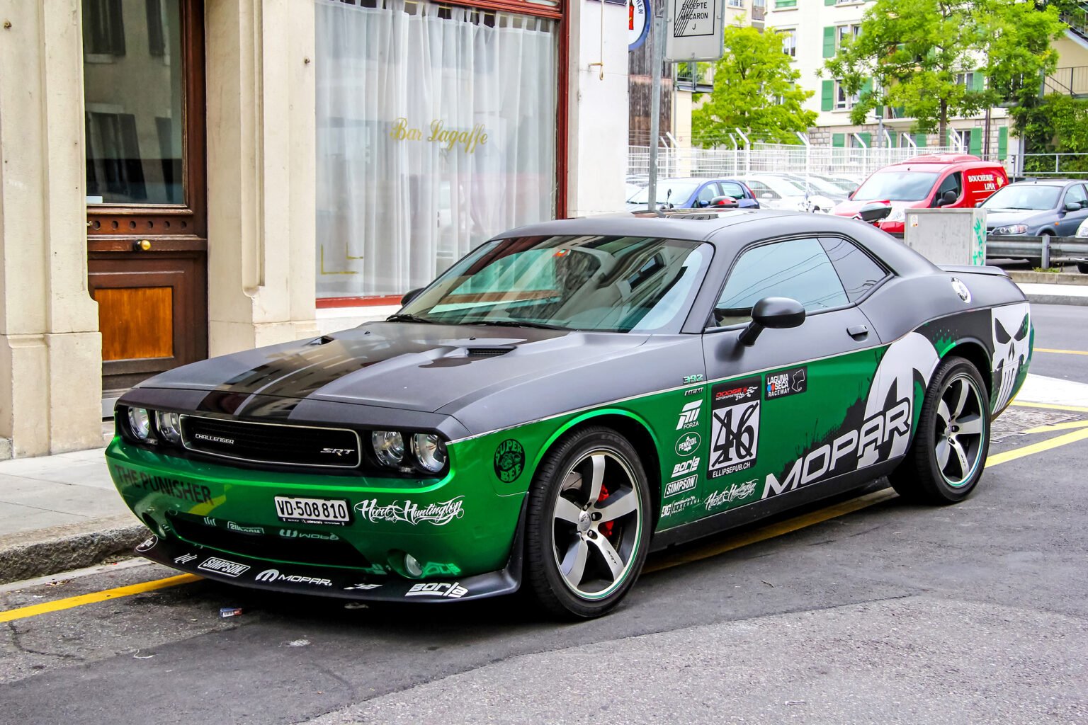 Covering moto en Suisse : protection et style sur mesure