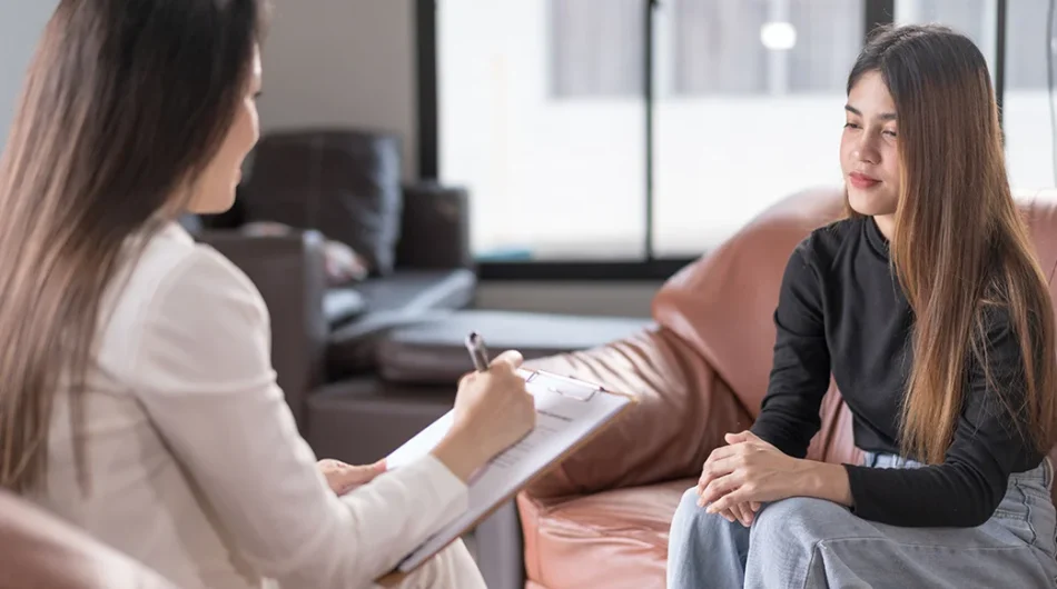 Best-Therapist-in-Delhi-Bhavya-Ghai