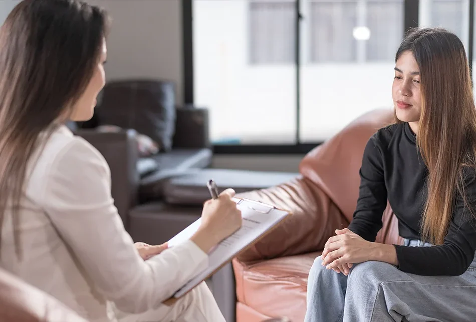 Best-Therapist-in-Delhi-Bhavya-Ghai