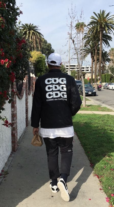 Comme des Garçons and the Transformation of Contemporary Fashion Trends