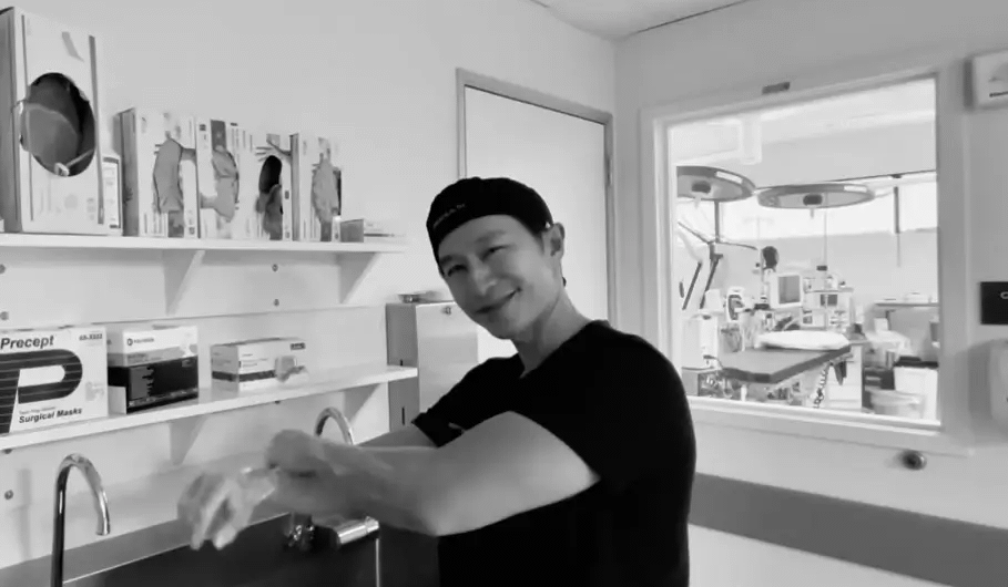 Dr Albert Wong MD – Neurosurgeon