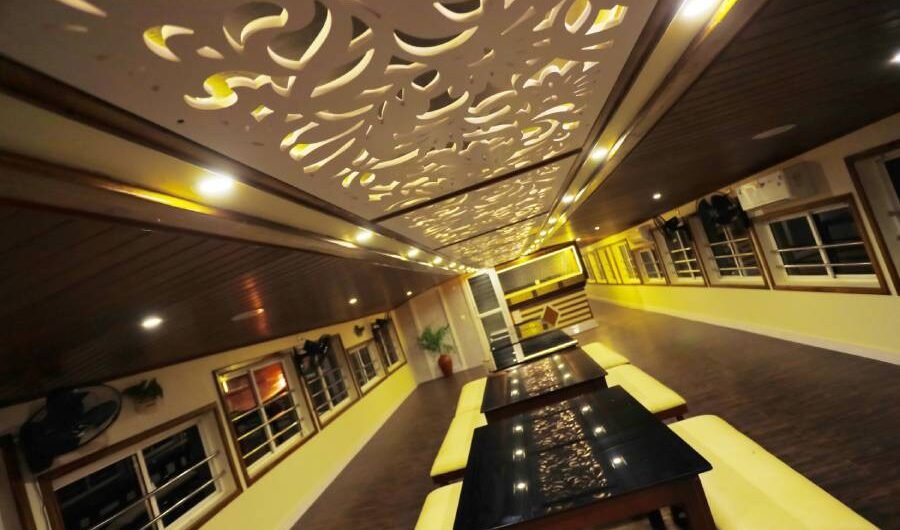 Book Premium Houseboat Alleppey Backwater Cruise