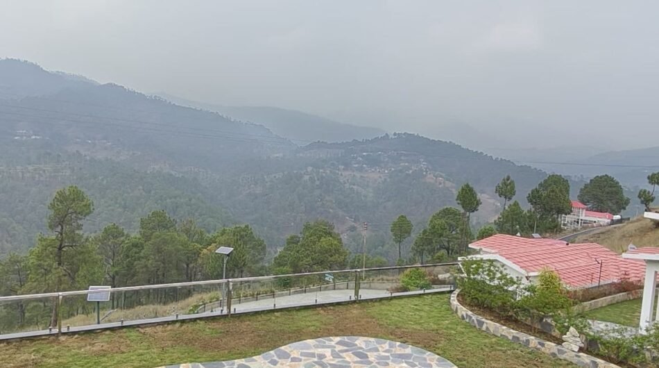 Best Hotel in Almora for Nature Lovers | Book Now