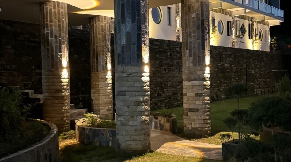 Luxury Destination Hotel in Almora for Stay & Events