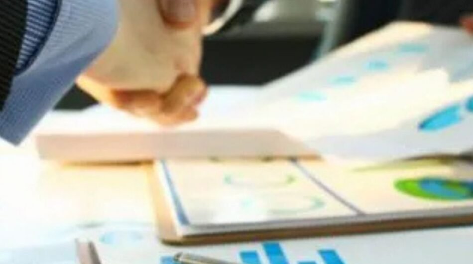 Financial-Advisory-Services-2