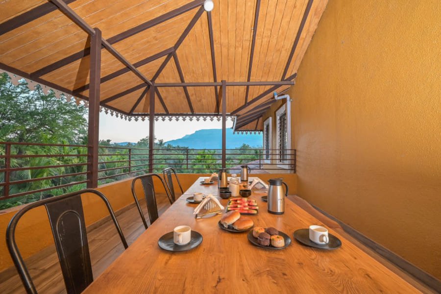 Luxury & Budget Family Cottage in Karjat with Scenic Views