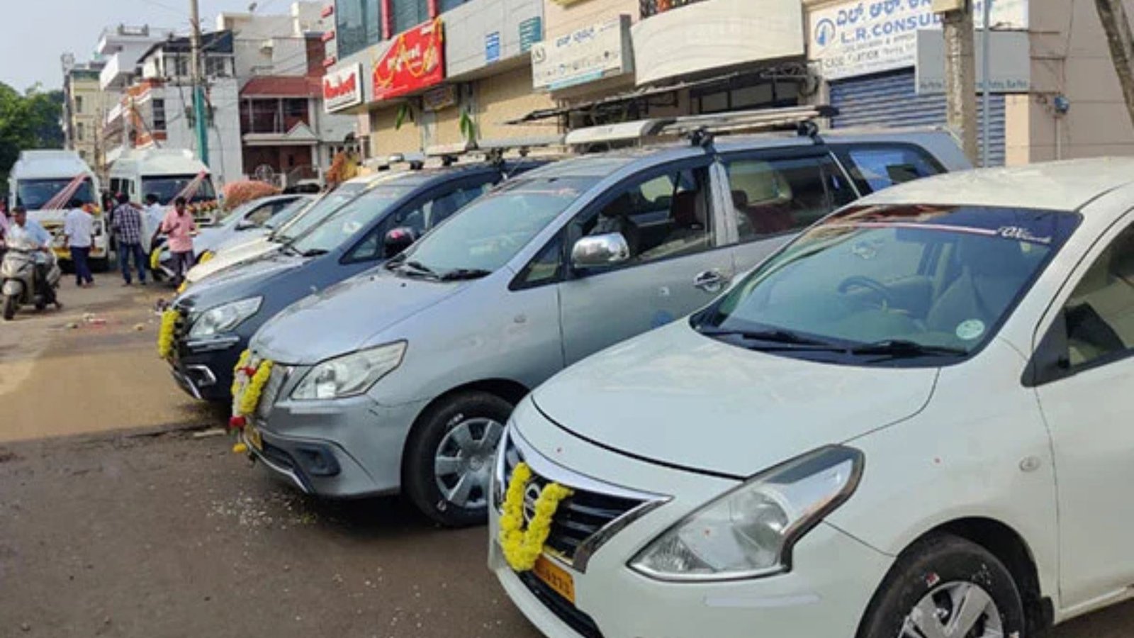 Mysore Cab Services: Easy Taxi Booking for Sightseeing and Outstation Trips