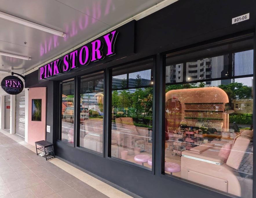 𝐏𝐈𝐍𝐊𝐒𝐓𝐎𝐑𝐘