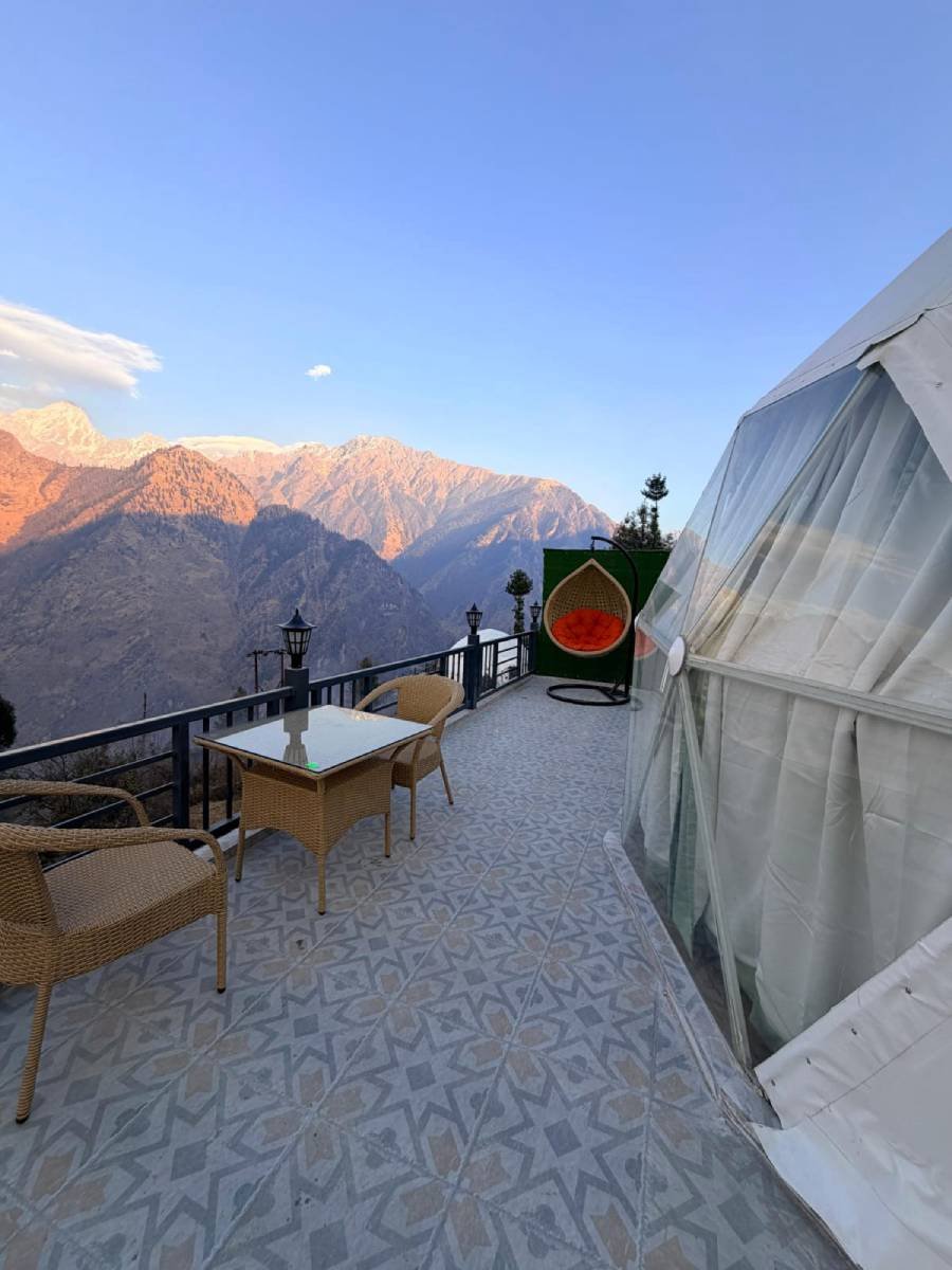 Romantic Escape Awaits – Best Resort for Honeymoon Couple in Auli