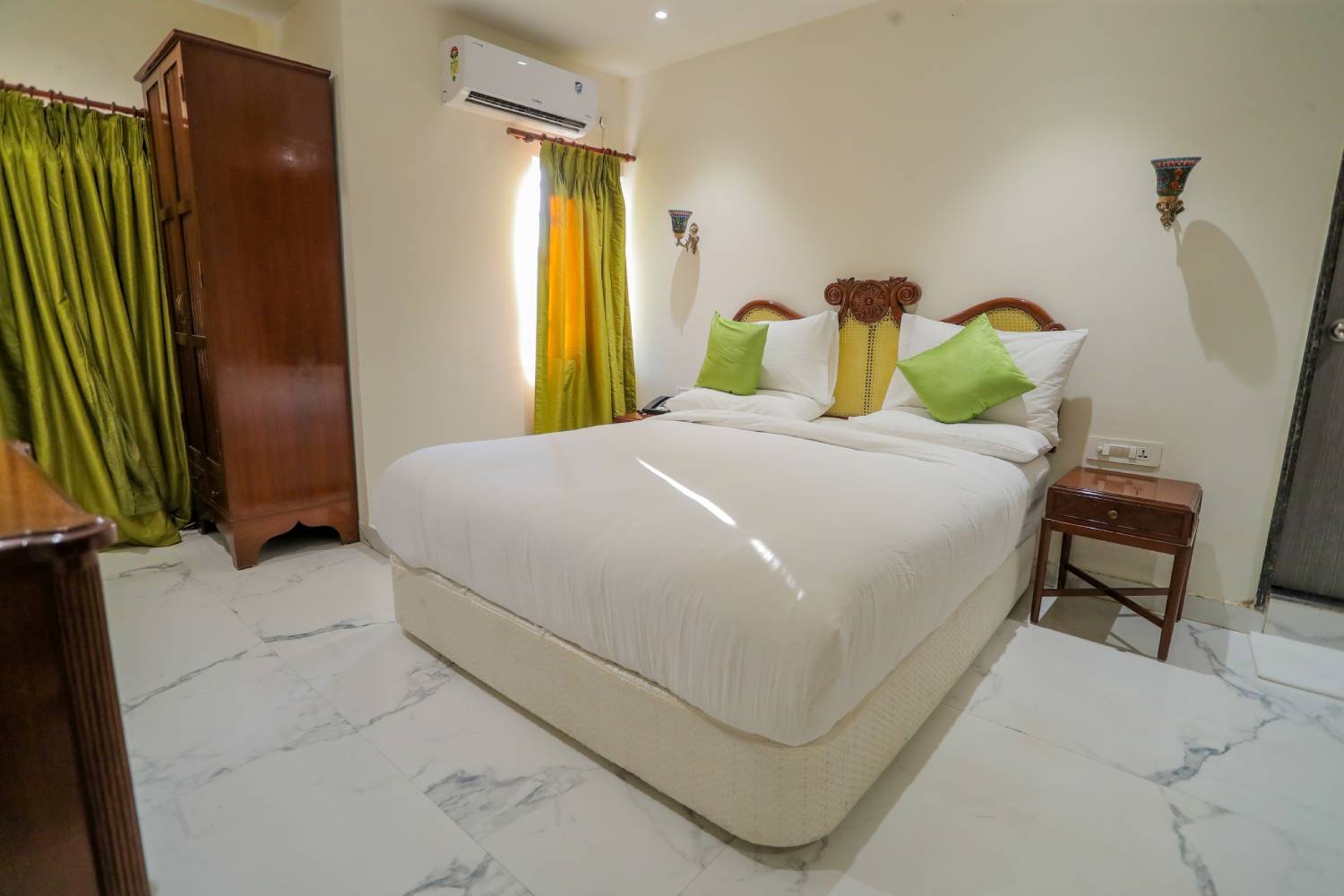 Family Rooms in Gwalior | White Seasons Hotels