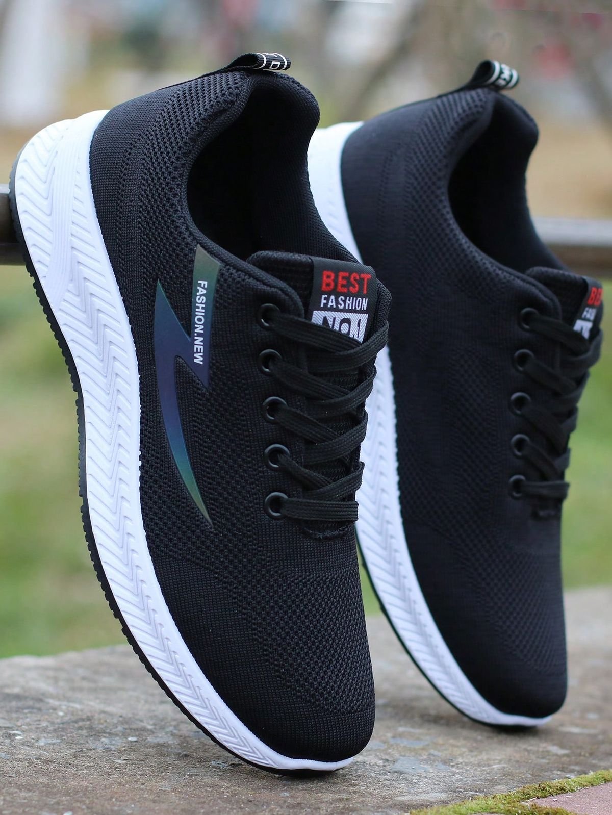 The Best Running Shoes For Men And Women – Comfortable And Light