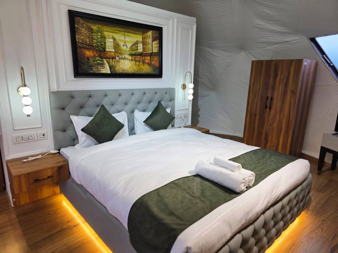 Romantic Escape Awaits – Best Resort for Honeymoon Couple in Auli