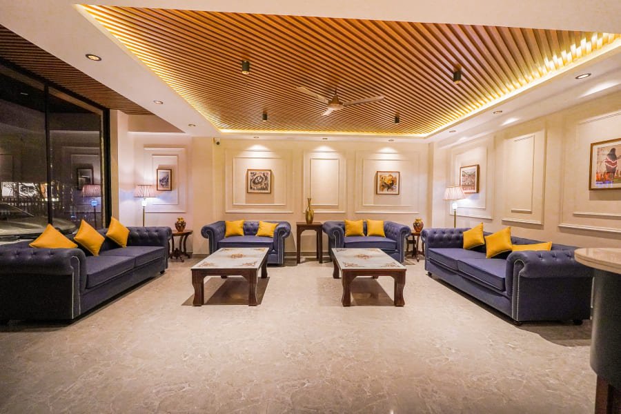 Luxury Hotel in Kullu Manali | Premium Stay with Scenic Himalayan Views